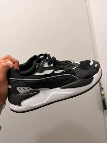 Puma semi novo