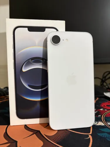 IPHONE 16e