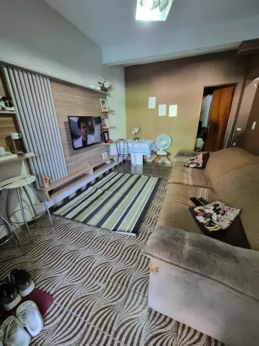 Realiza Imóveis - VENDE DUAS EXCELENTES CASAS NO BNH - MESQUITA.