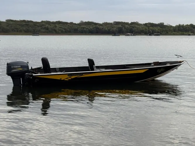 Barco Multináutica Speed Tucuna