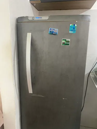 Vende se Geladeira 