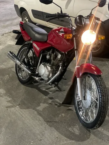 Titan 150 ks 2005/2006 nada a fazer motor zero só pegar e rodar 