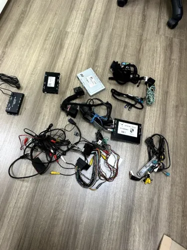 PEÇAS DE CARPLAY TV DIGITAL