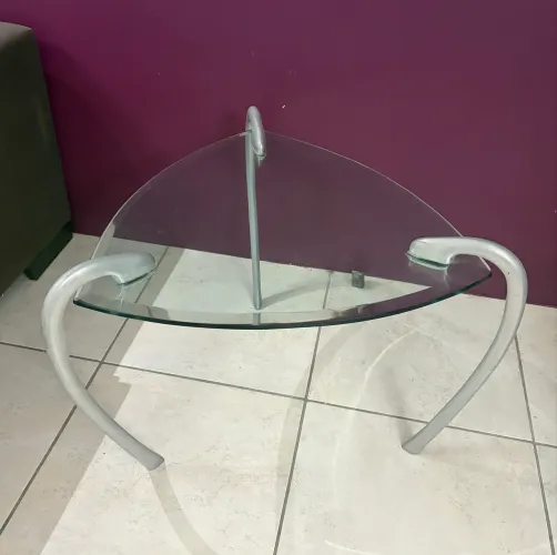 Mesa lateral vidro e aço 