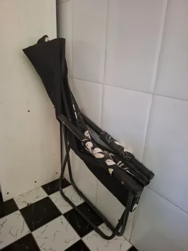 Cadeira espreguiçadeira floral