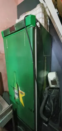 Cervejeira Expositora Heineken Grande 127V