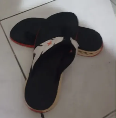 Chinelo Kenner ótimo estado de conservação, pouco usado 44/45 