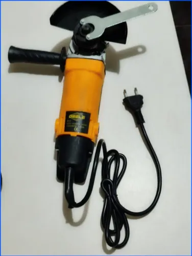 Esmerilhadeira angular 850w 220v para lixamento com disco de 115mm Novo