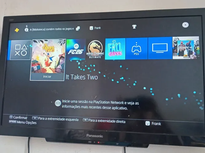 Ps4 slim em perfeito estado vem com controle e jogos no hd