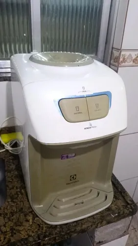 Bebedouro eletrônico Electrolux