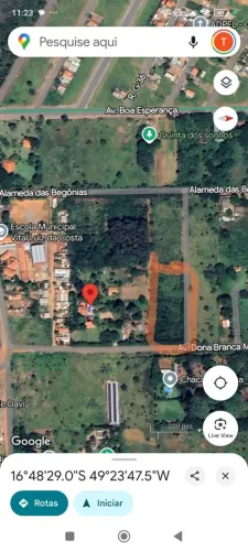 Chácara próxima do asfalto 
