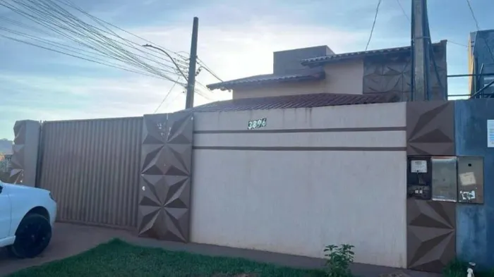 CASA RESIDENCIAL em ROLIM DE MOURA - RO, CENTRO