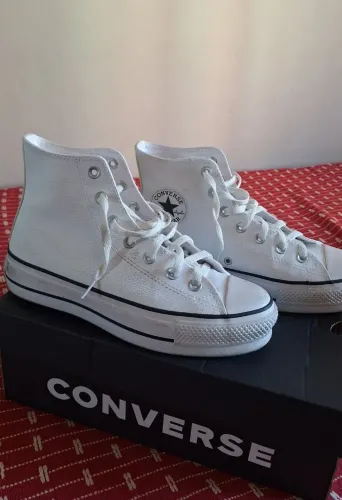 Tênis Converse Chuck Taylor All Star Lift Hi Couro BRANCO