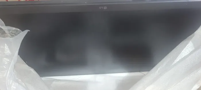 Monitor LG 180 hz 24° comprado em março desse ano