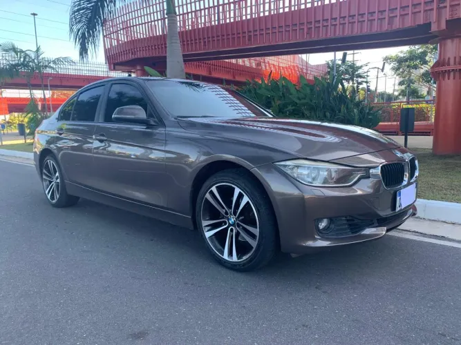 BMW 320I A 2.0 Turbo/activeflex 16V 184cv 4P 2013