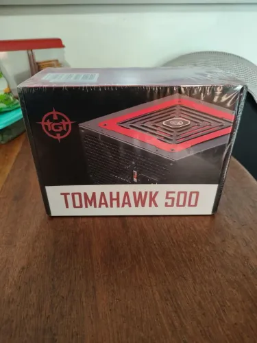 Fonte TGT Tomahawk 500W para PC - Nova e lacrada