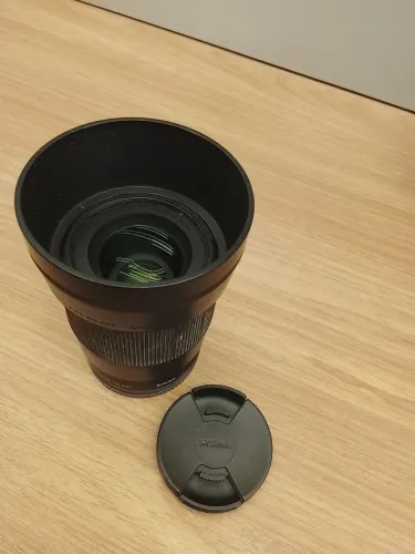 Lente Sigma 1.4 30mm E-mount