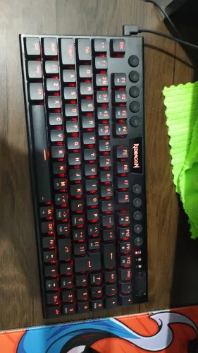 Teclado Redragon Yi 90%