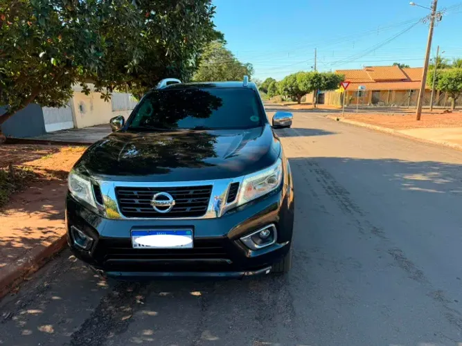Nissan Frontier LE CD 4X4 2.3 Bi-TB Diesel Aut. 2021