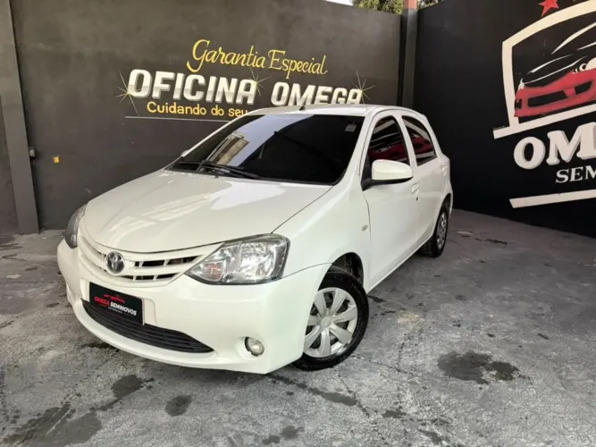 Toyota Etios X 1.3 Flex 16V 5P Mec. 2016