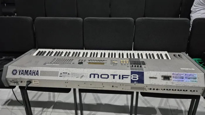 teclado motif yamaha 