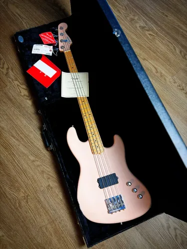 Baixo Fender Jazz Bass Flea Active