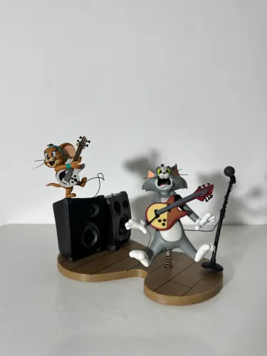Boneco Action figure Diorama Tom e Jerry Rock 'N' Roll Hanna barbera Mcfarlane