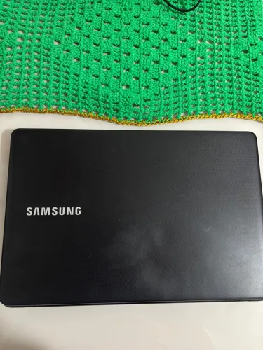 Notebook Samsung Essentials 15,6? 4GB RAM + Carregador