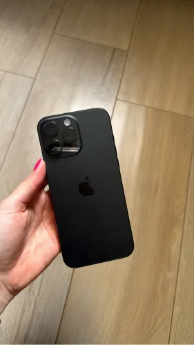 Vendo IPhone 16 pro max