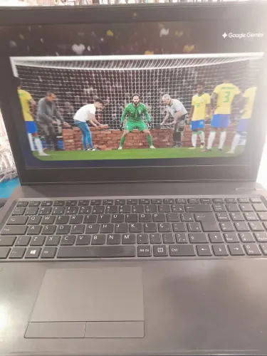 Notebook i5 Sony Vaio usado