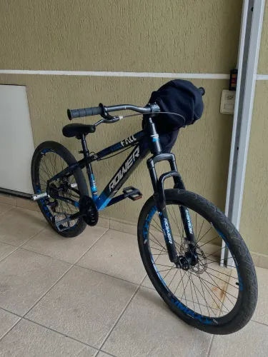 Vendendo bicicleta Rower freefral