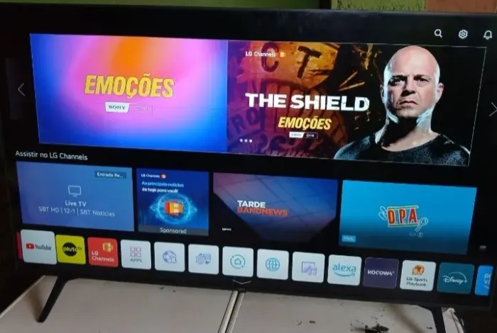 TV 65 NANOCELL LG 4K XBOX ELA TEM UMA LISTRINHA QUE NAO DA PRA VER TV ESTA COMPLETA