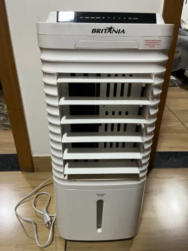 Climatizador de Ar com controle Remoto