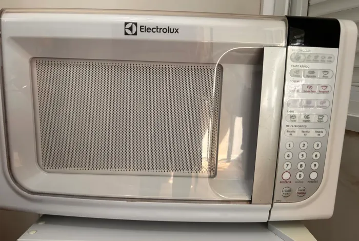 MICROONDAS ELETROLUX 31 l