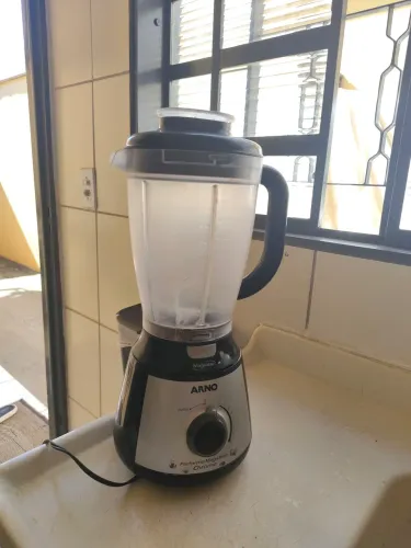 **DOAÇÃO** LIQUIDIFICADOR ARNO 127V