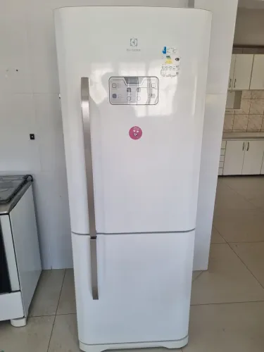 GELADEIRA ELETROLUX INVERTER 480 LITROS