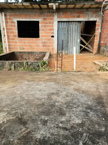 VENDE- SE ESTA CASA EM CAJAZEIRAS.