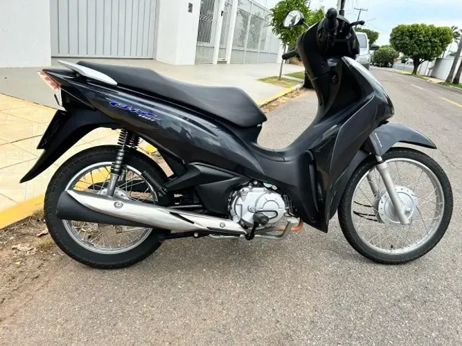 BIZ 110i POUCO USADA E BEM CONSERVADA