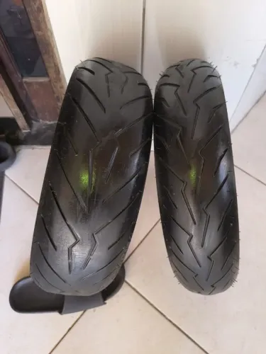 Pneus PCX 160 USADOS