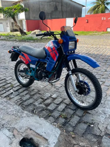 Vende-se moto agrale elefantre 30.0 com partida elétrica toda original 