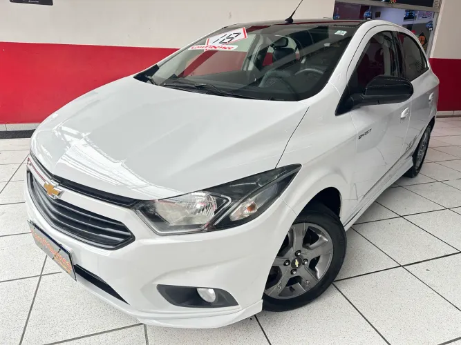 Chevrolet Onix Hatch Effect 1.4 8V Flex Power Mec. 4P 2018