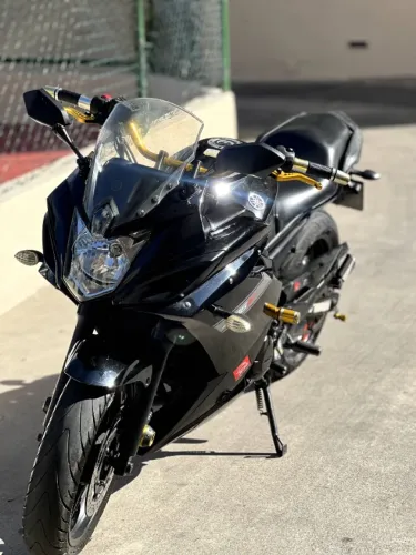 Yamaha XJ6 F 2012 Carenada - Linda e imponente