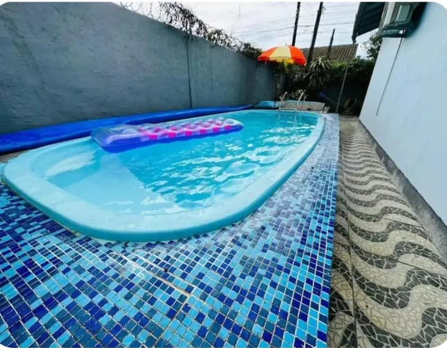 Casa Mobiliada Com Piscina e Churrasqueira- Ar condicionado