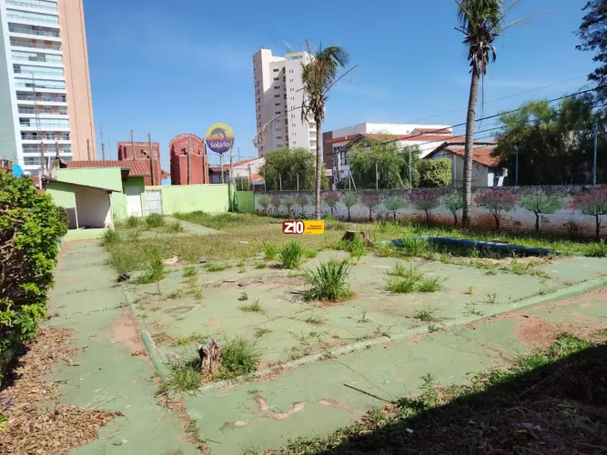 EXCELENTE TERRENO COM ÓTIMA TOPOGRAFIA NO CENTRO DE INDAIATUBA- SP