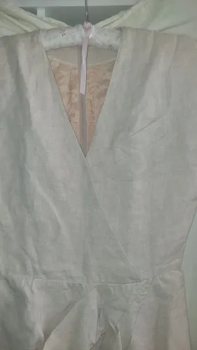 Vestido de linho cáqui 42