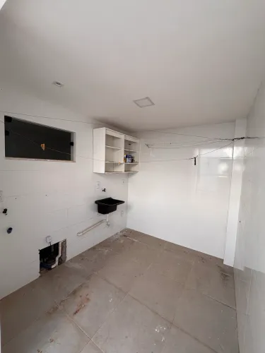 Alugo casa no Turim