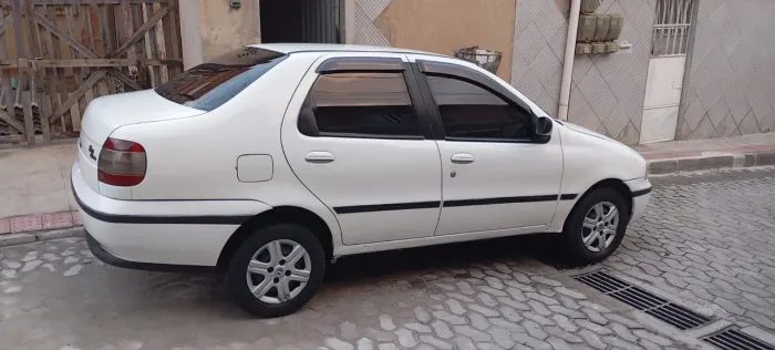 Fiat Siena 1.0 Mpi/ 500 1.0 MPI 2000