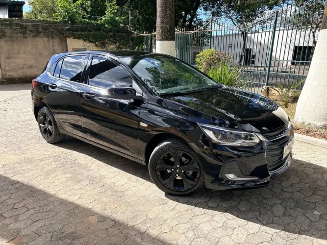 Chevrolet Onix Hatch Premier 1.0 12V TB Flex Aut. 4P 2020