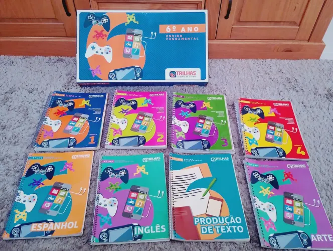 Coleção de Livros Acadêmicos - 6o Ano ( sexto ) - Trilhas