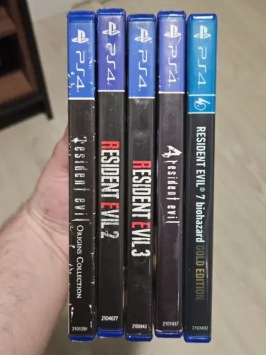 5 Jogos Resident Evil Playstation 4 PS4 Mídia Física Original
